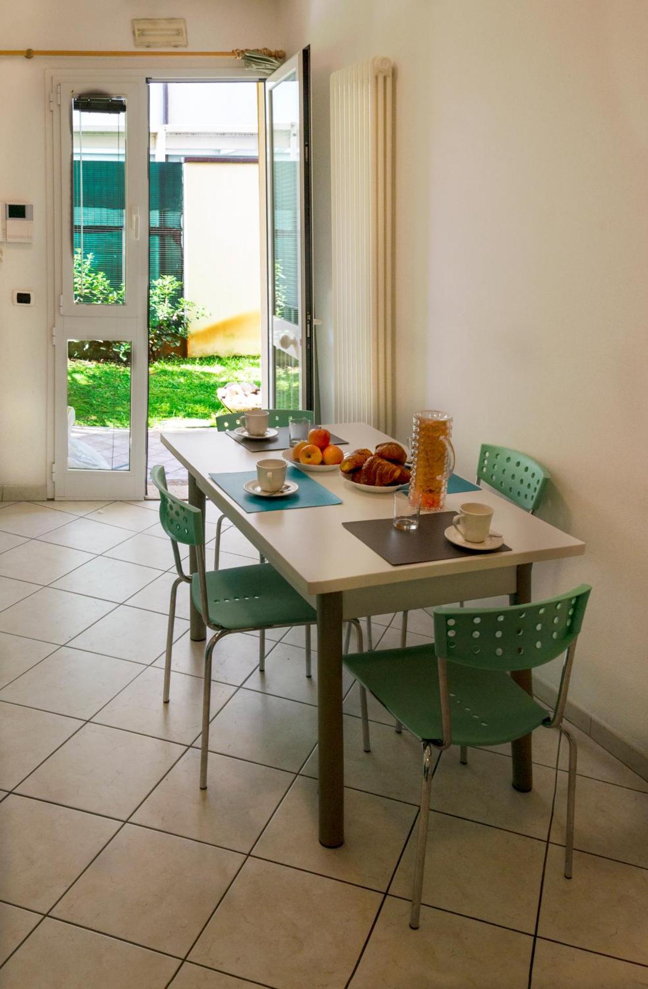 Ferienwohnung Residenza Raggio Riccione Exterior foto