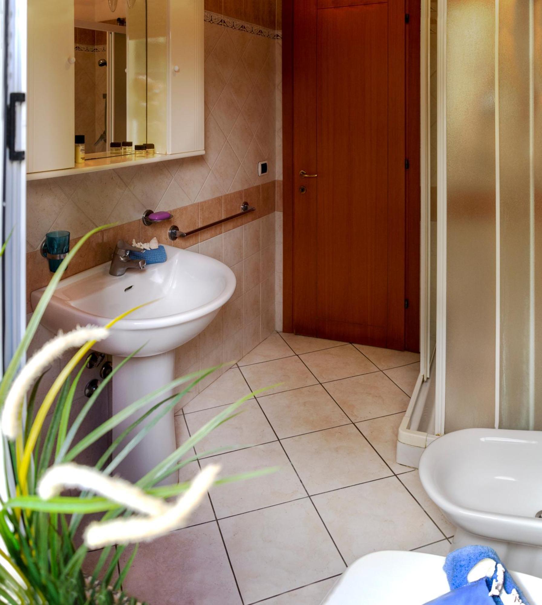Ferienwohnung Residenza Raggio Riccione Exterior foto